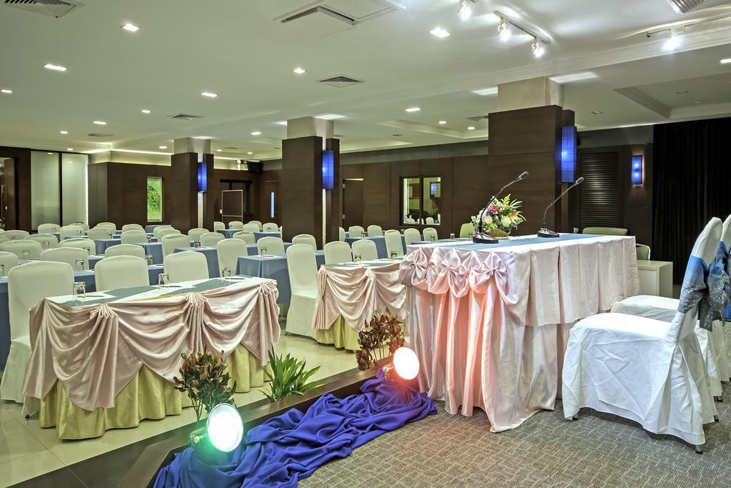 Navarat Heritage Hotel Kamphaeng Phet Exterior photo